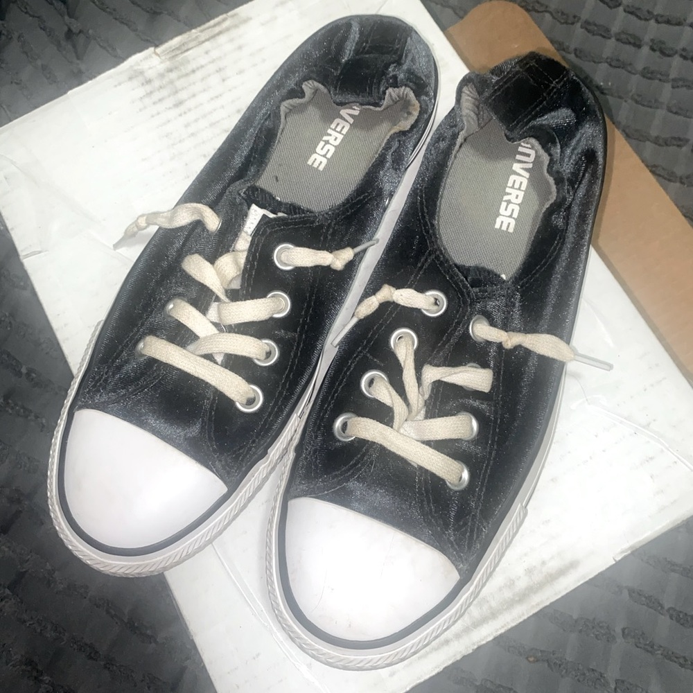 Black suede converse chucks, elastic back heal for easy slip on women’s size 8